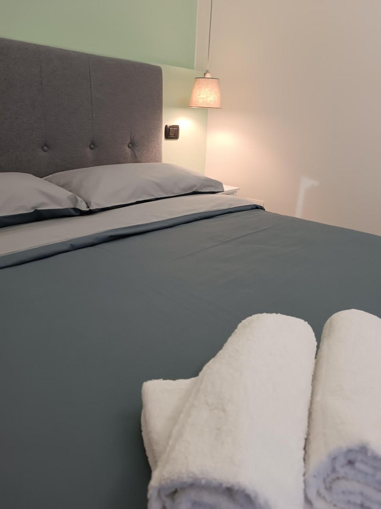 Residenza Geri - Suite And Home Napoli Centro Extérieur photo